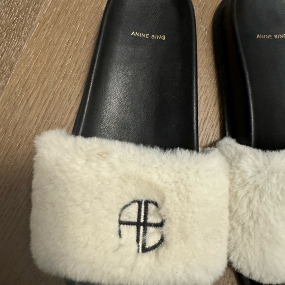 Anine Bing Faux Fur Slides size 37 - Picture 5 of 5